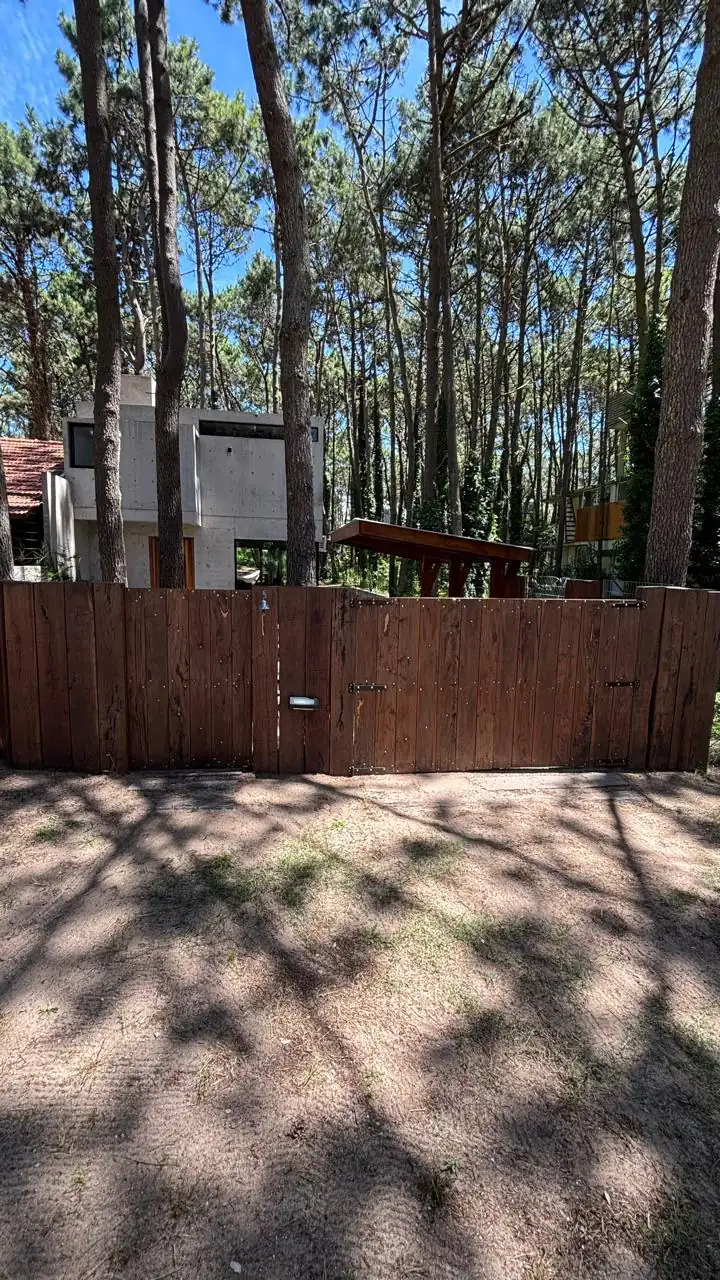 Exterior de cabaña Casa a estrenar en Mar Azul — foto principal
